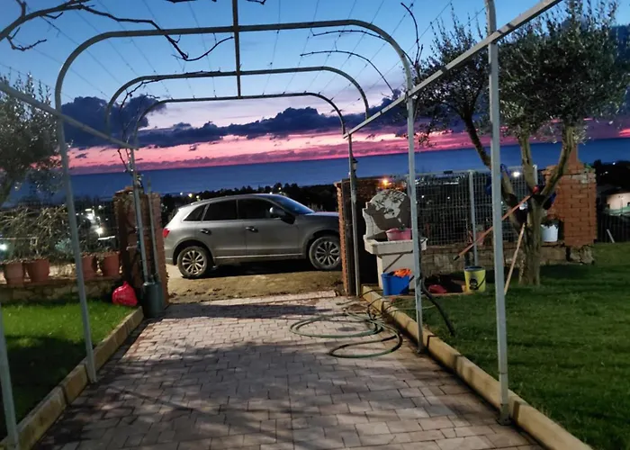 Sol Gjiri Lalzit Apartamento