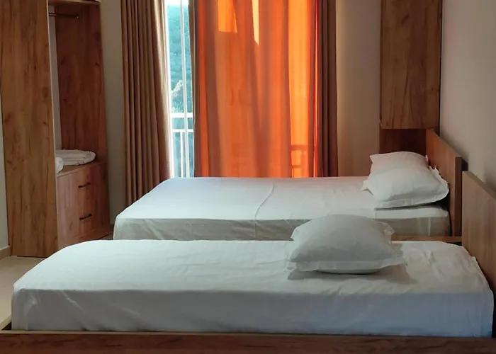 Sol Gjiri Lalzit Apartamento