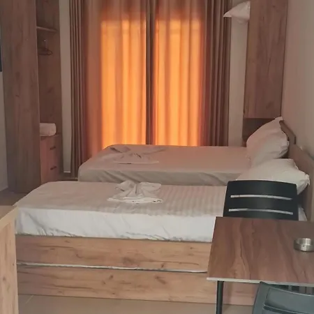 Sol Gjiri Lalzit Apartment *