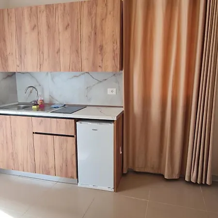 Sol Gjiri Lalzit Apartment Durres